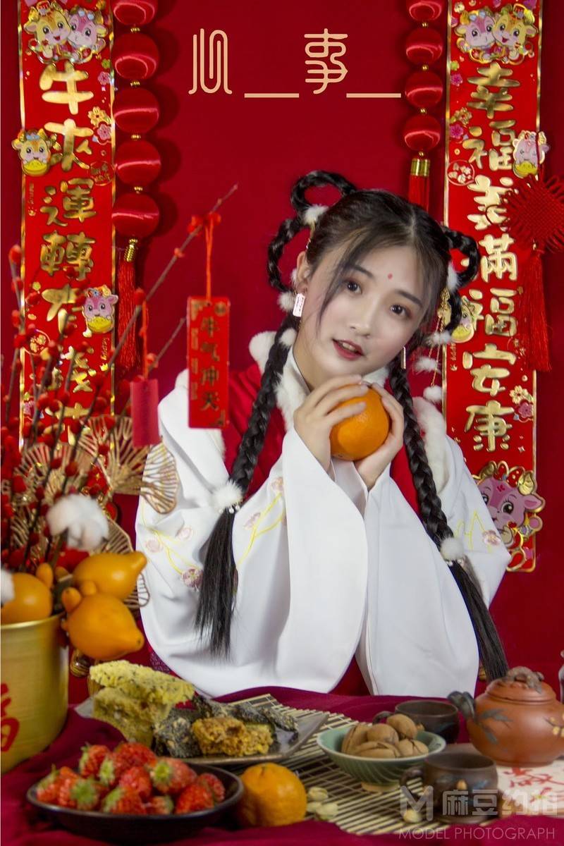 汉服模特