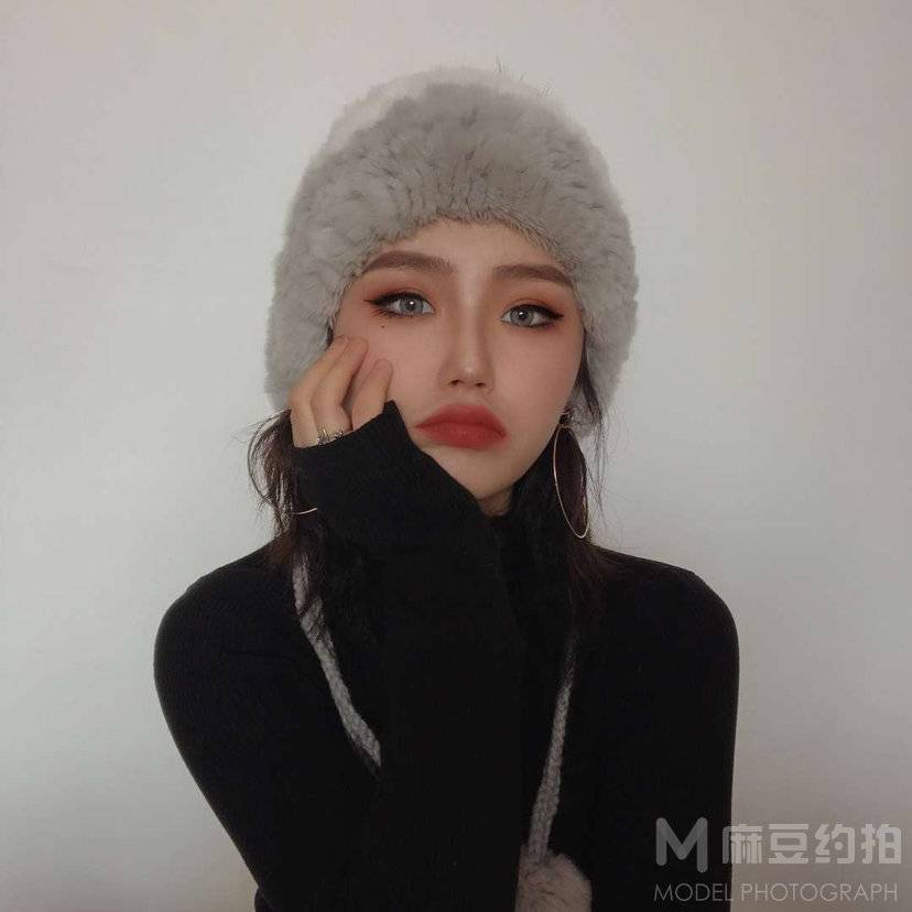 妆容模特