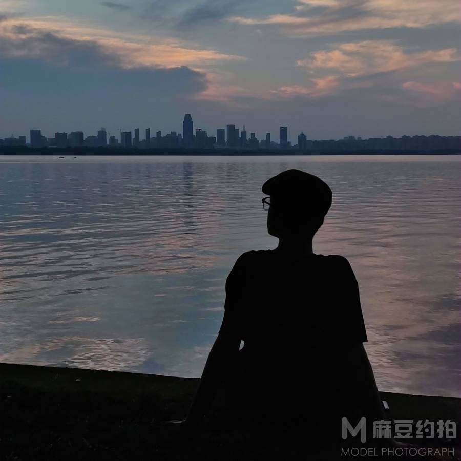 纪实模特
