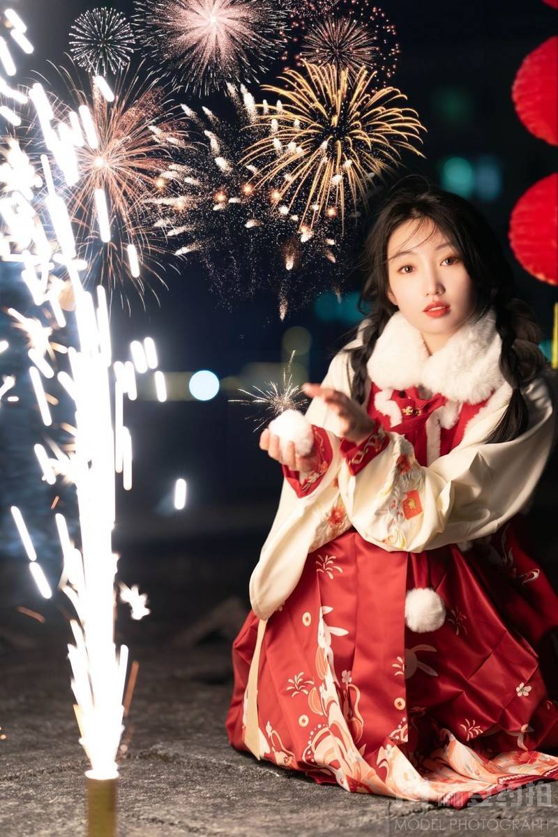汉服模特