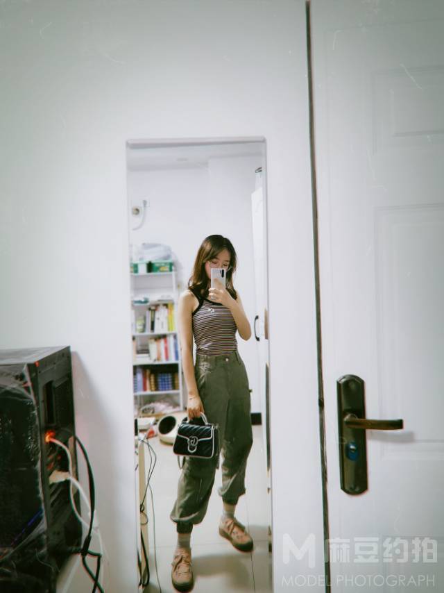 胶片模特