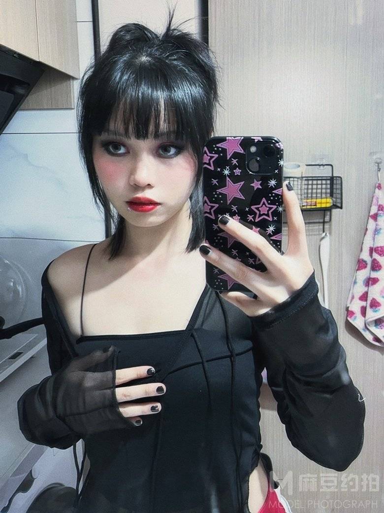 胶片模特