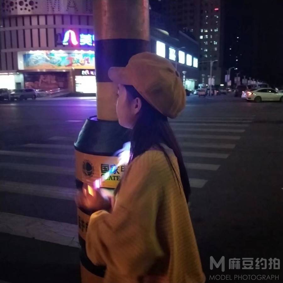 校园模特