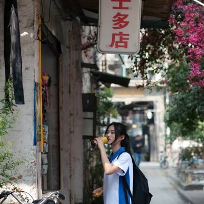 校园模特