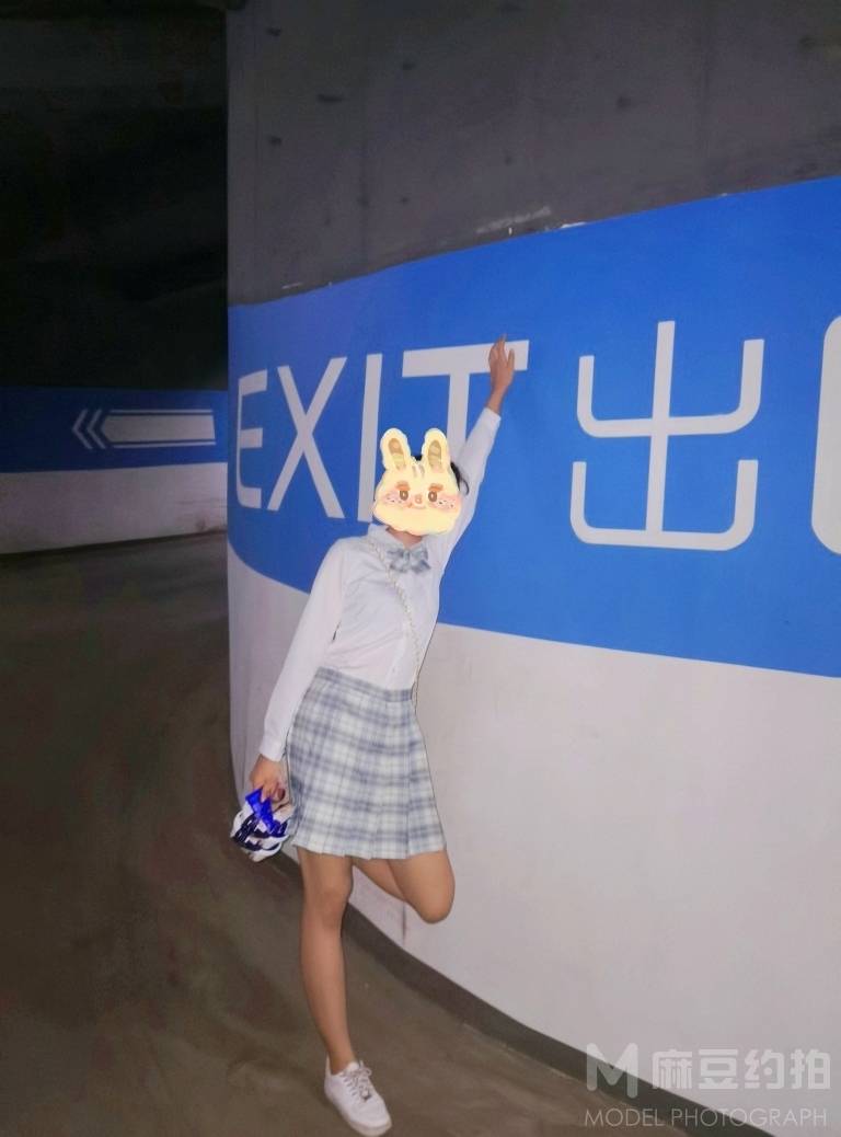 校园模特