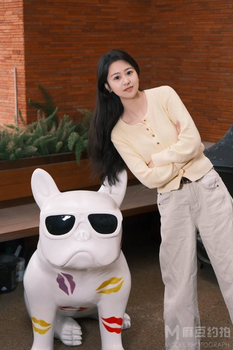 清新模特