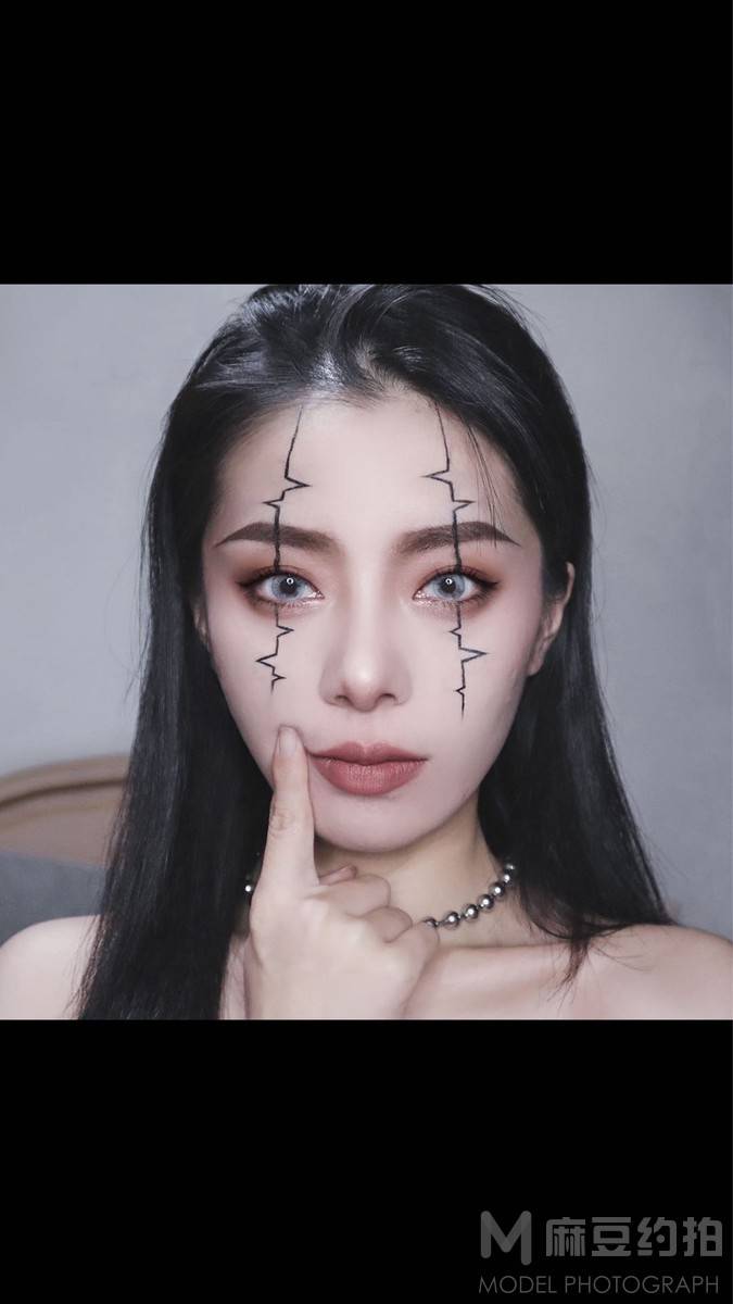 暗黑模特
