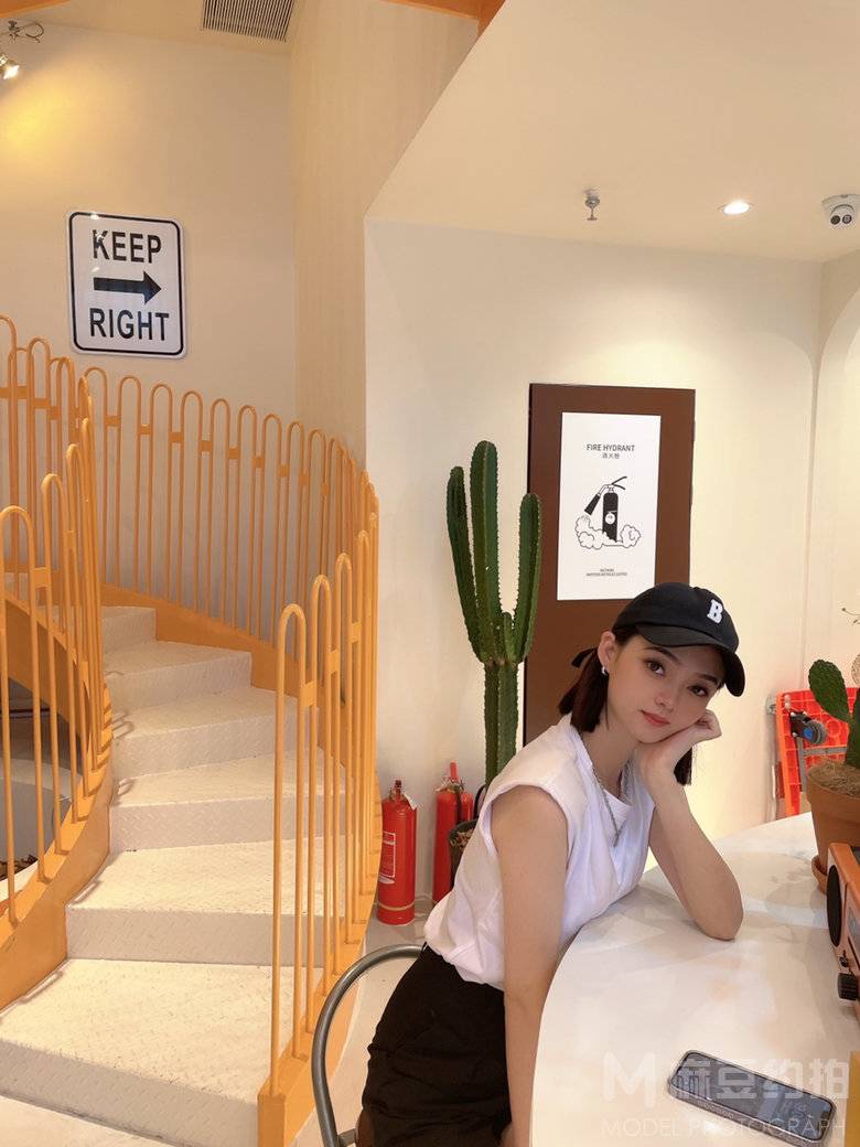 校园模特