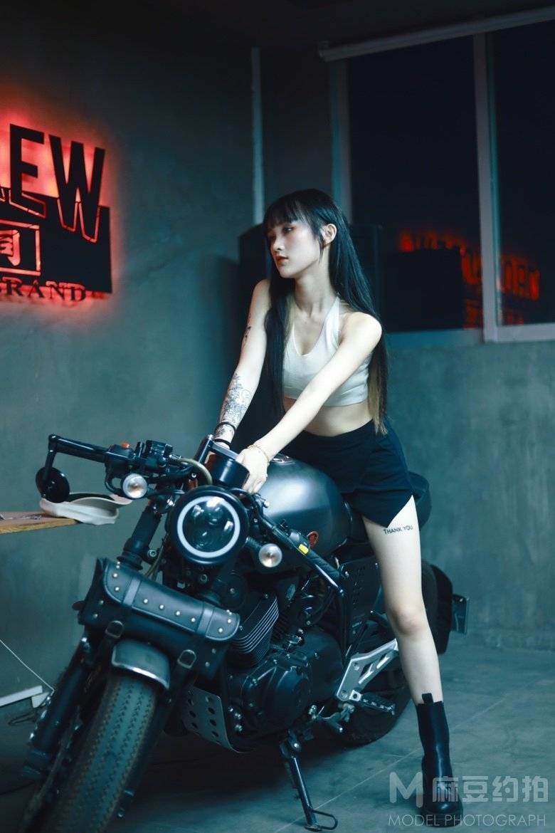 暗黑模特