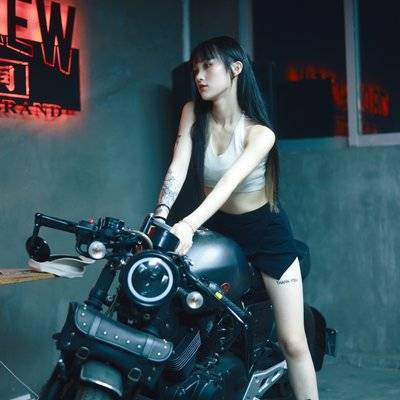 暗黑模特