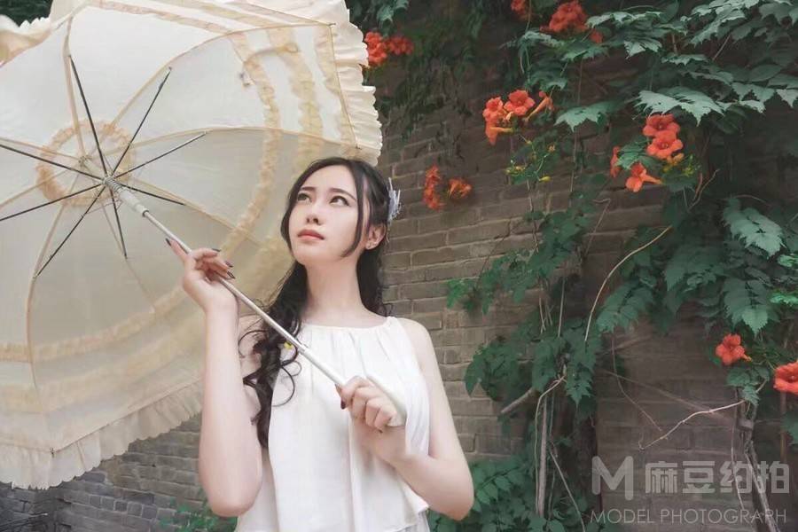 民国模特