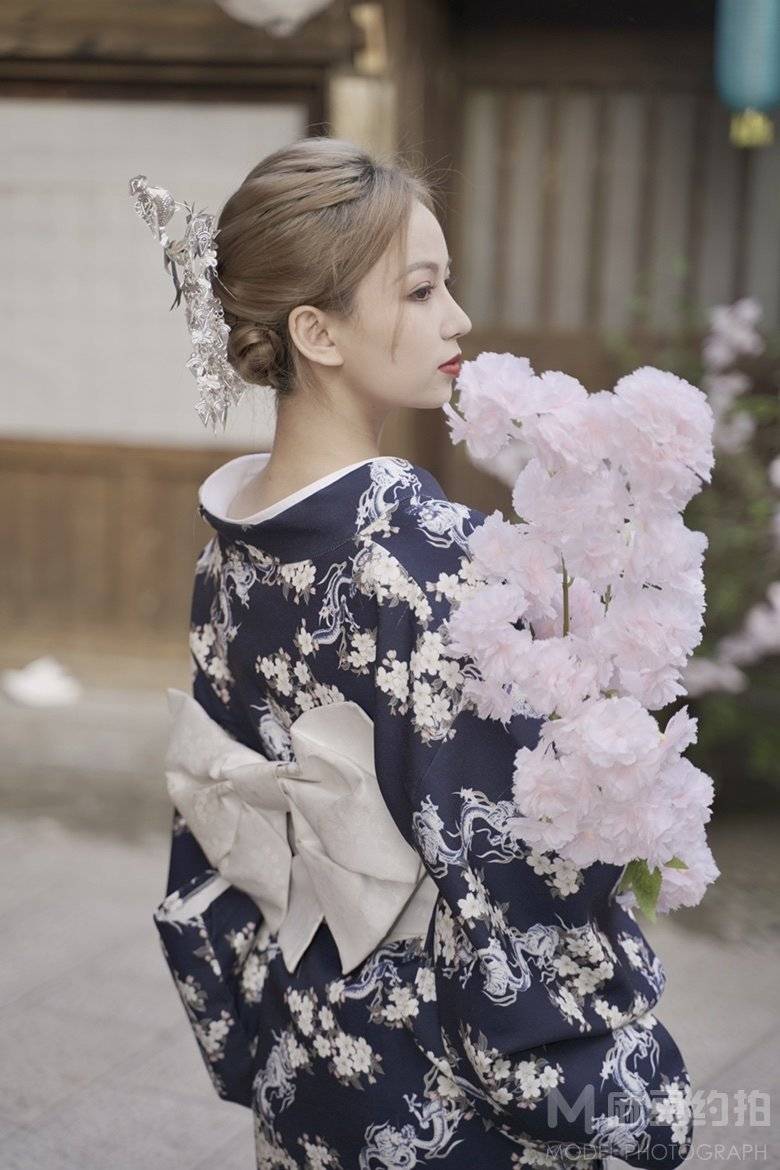 和服模特