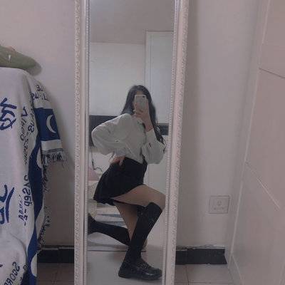 黑白模特