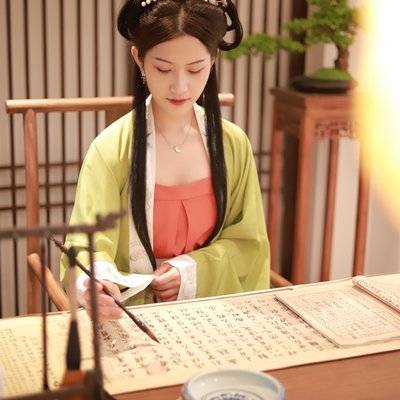 汉服模特
