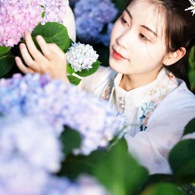 汉服模特