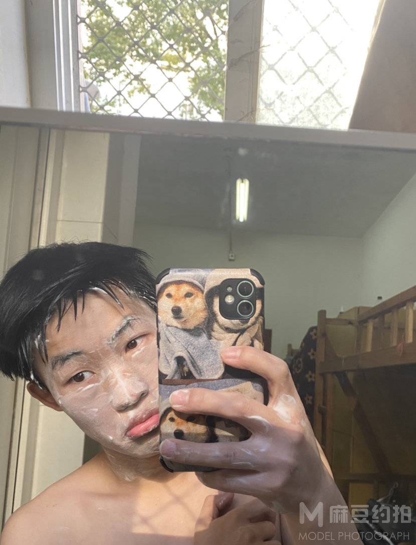 纪实模特