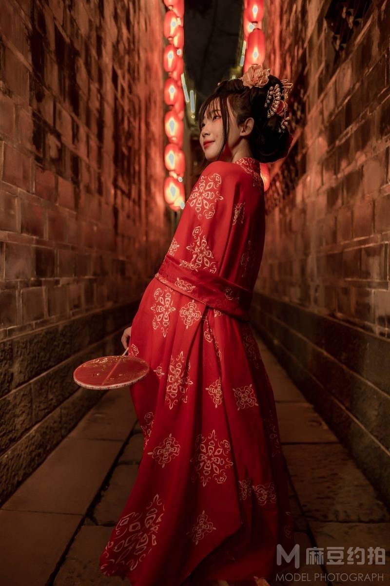 汉服模特