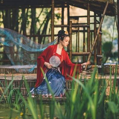 汉服模特