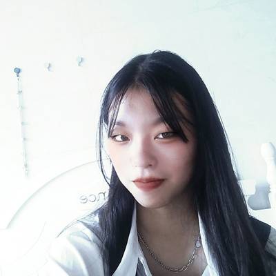 黑白模特