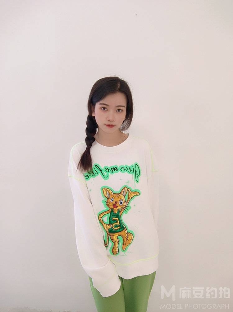 校园模特