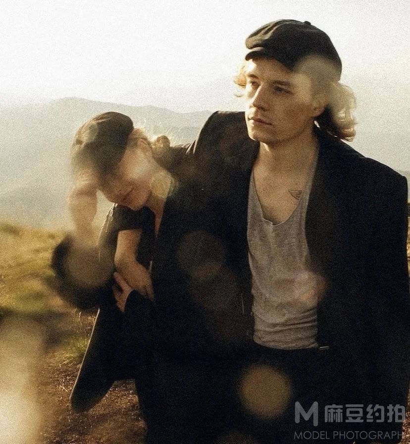 情绪模特
