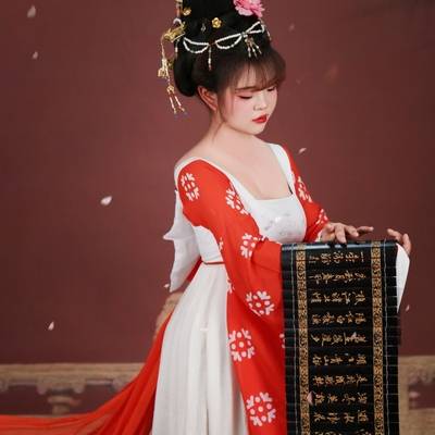 汉服模特