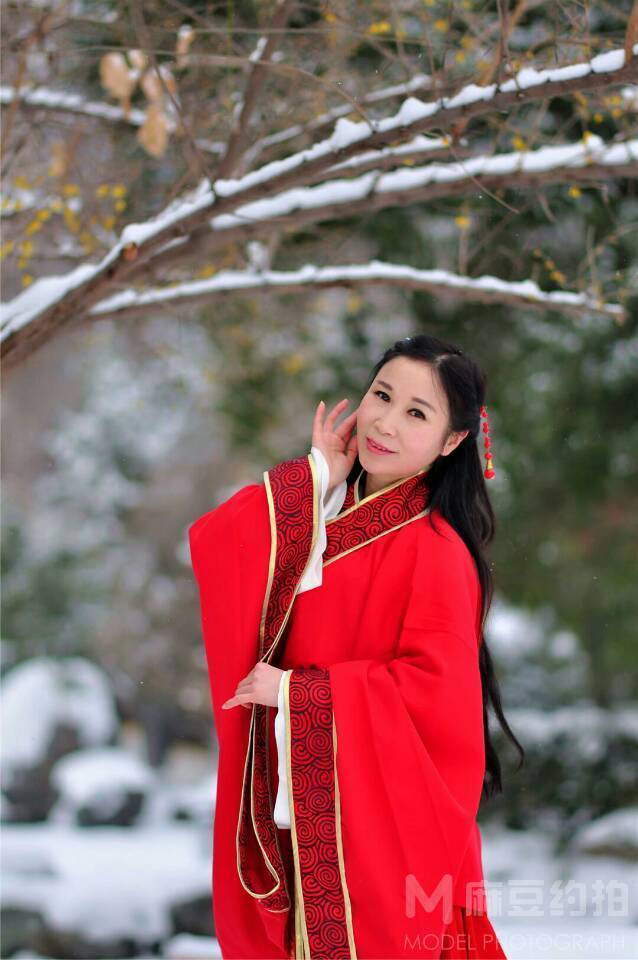 汉服模特