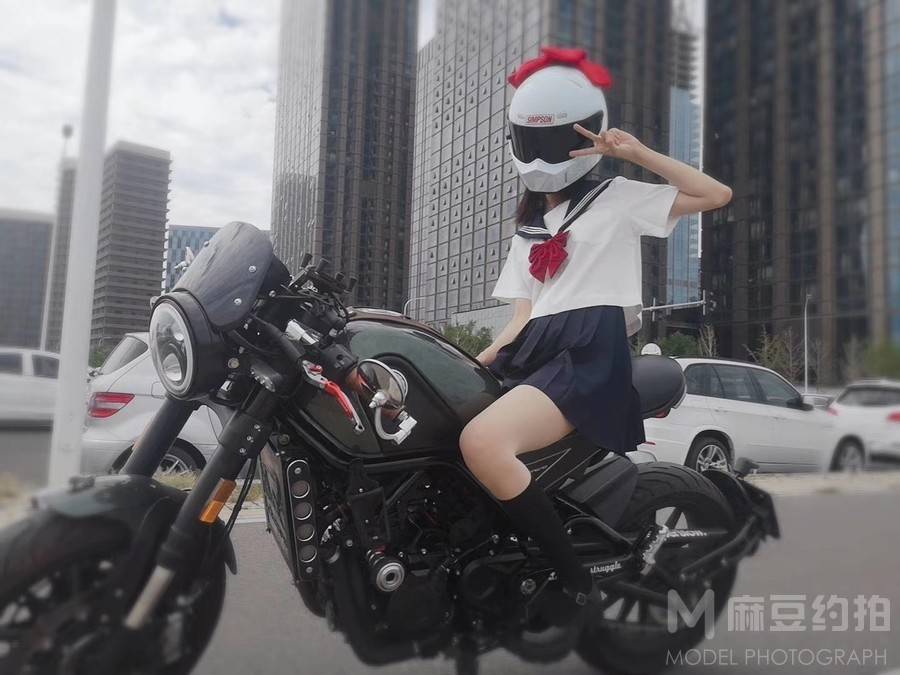 校园模特