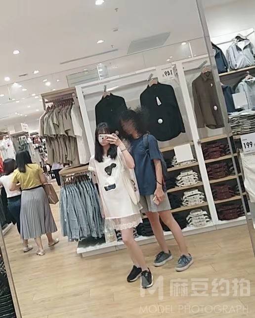 少女模特