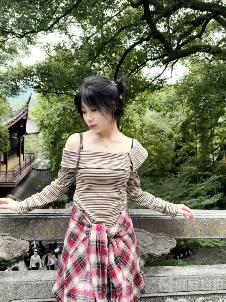 清新模特