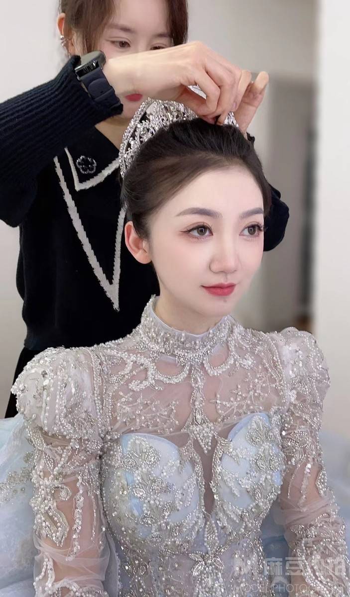妆容模特