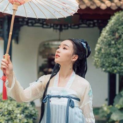 汉服模特
