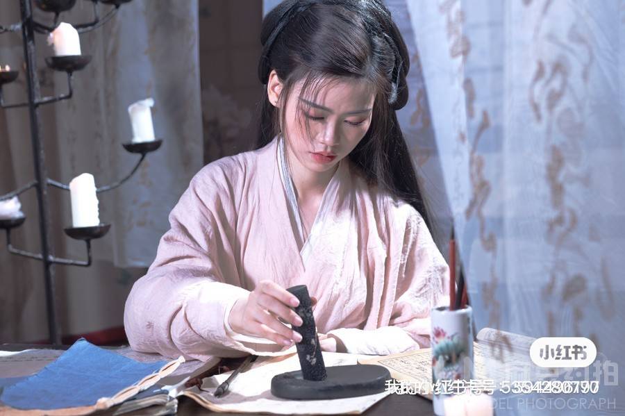 汉服模特