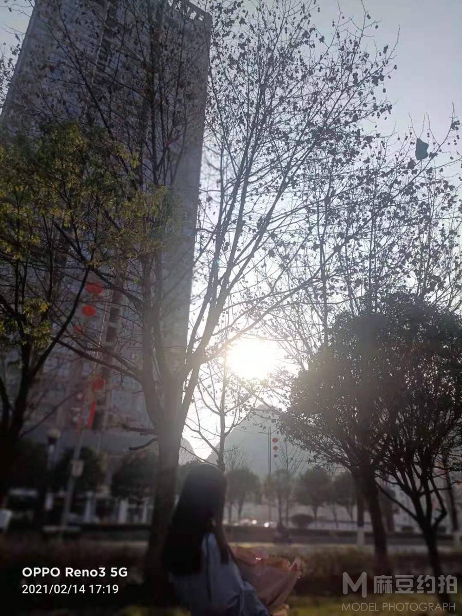 清新模特