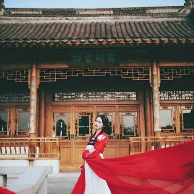 汉服模特