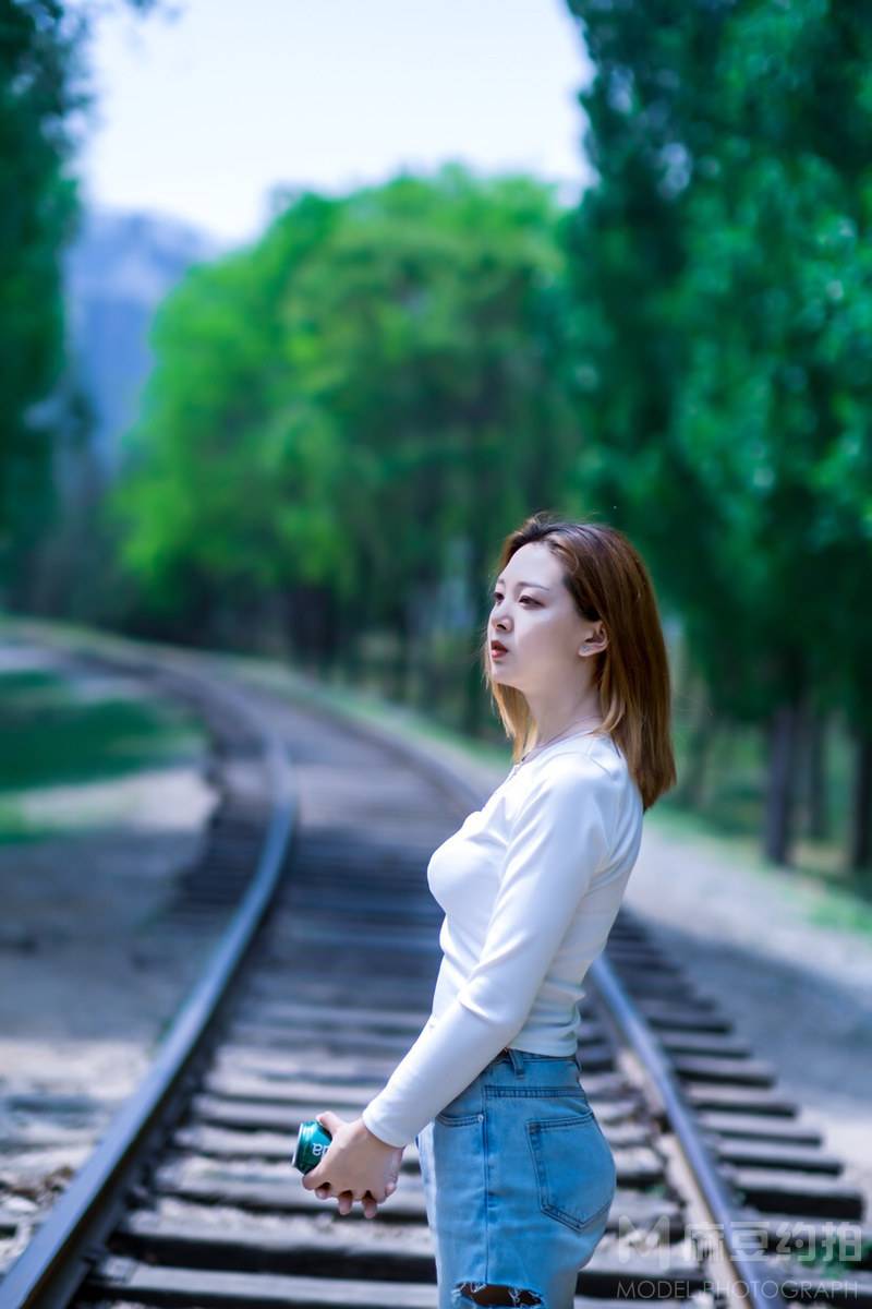 清新模特