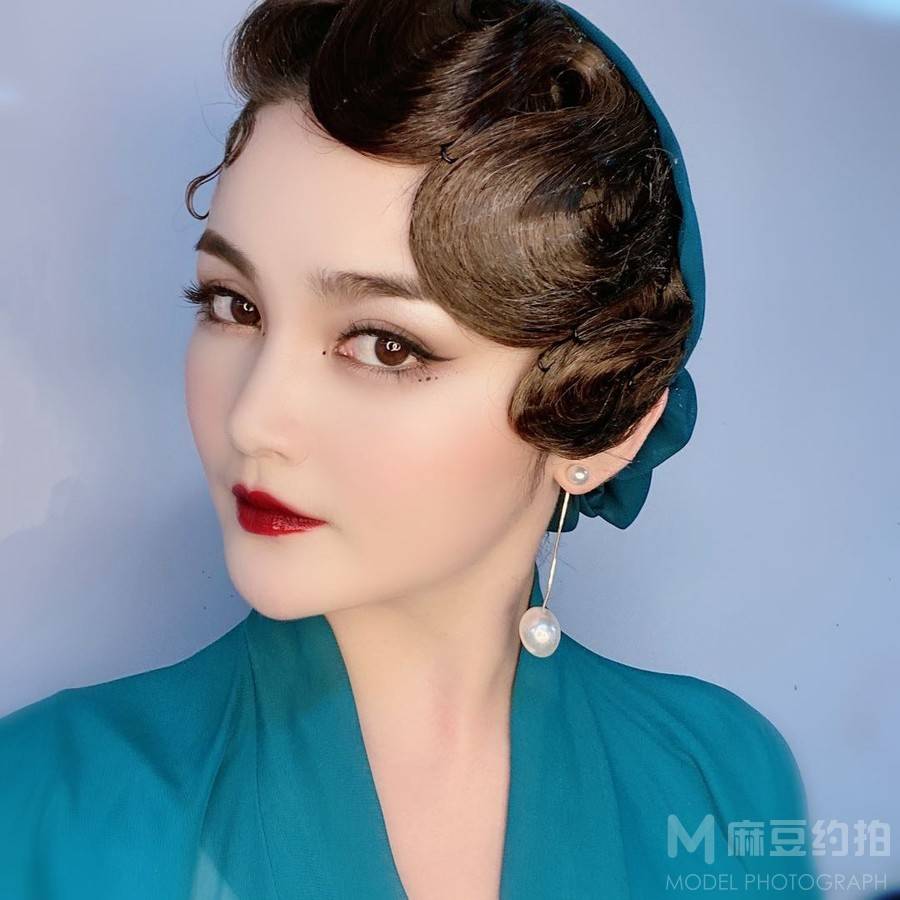 妆容模特