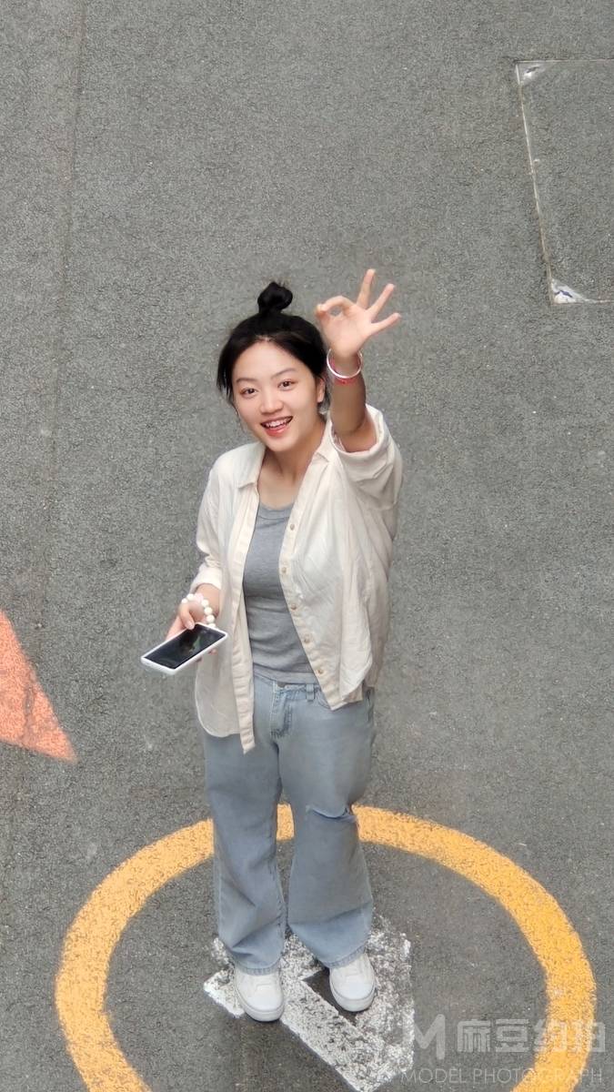 清新模特