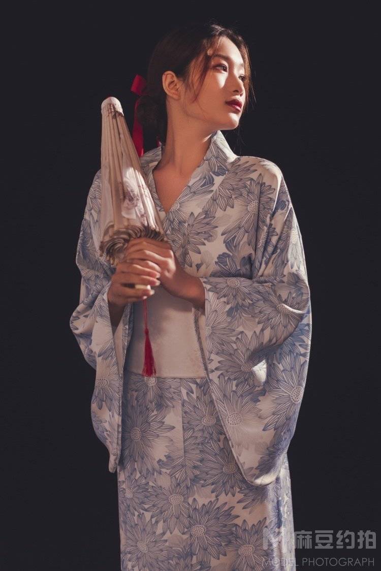 和服模特