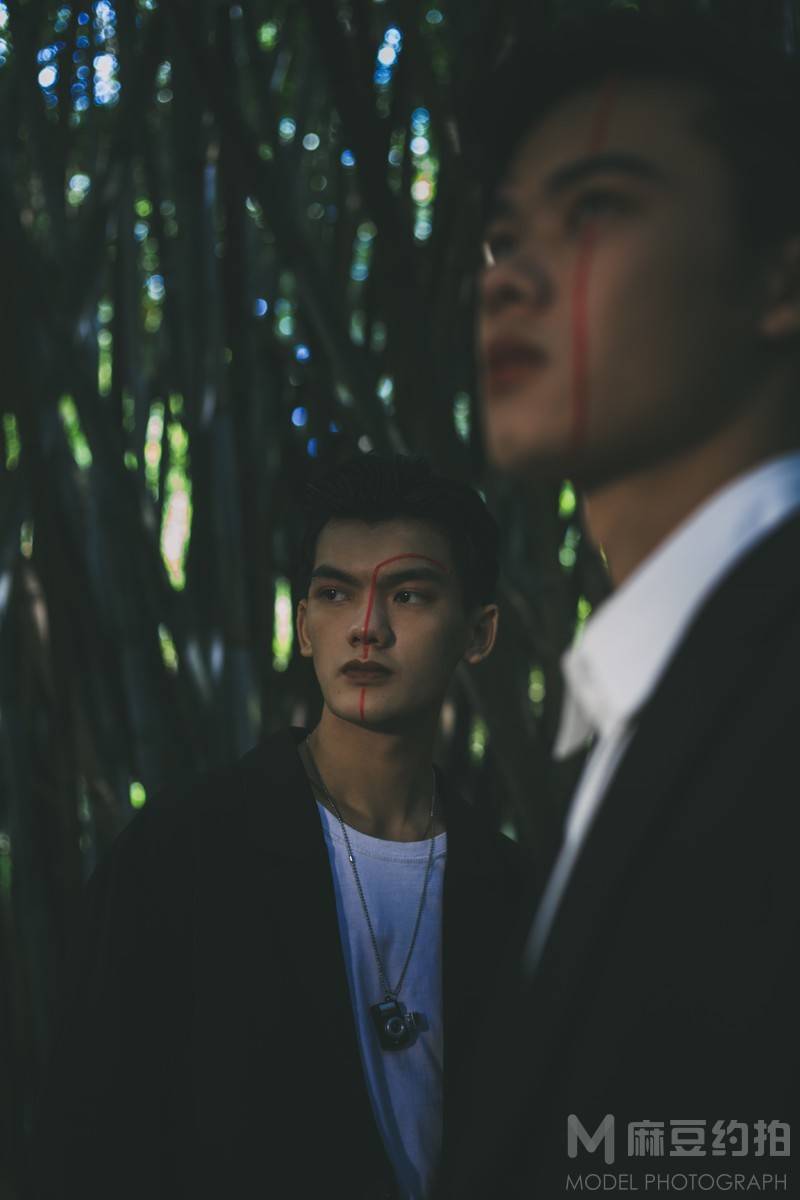 情绪模特
