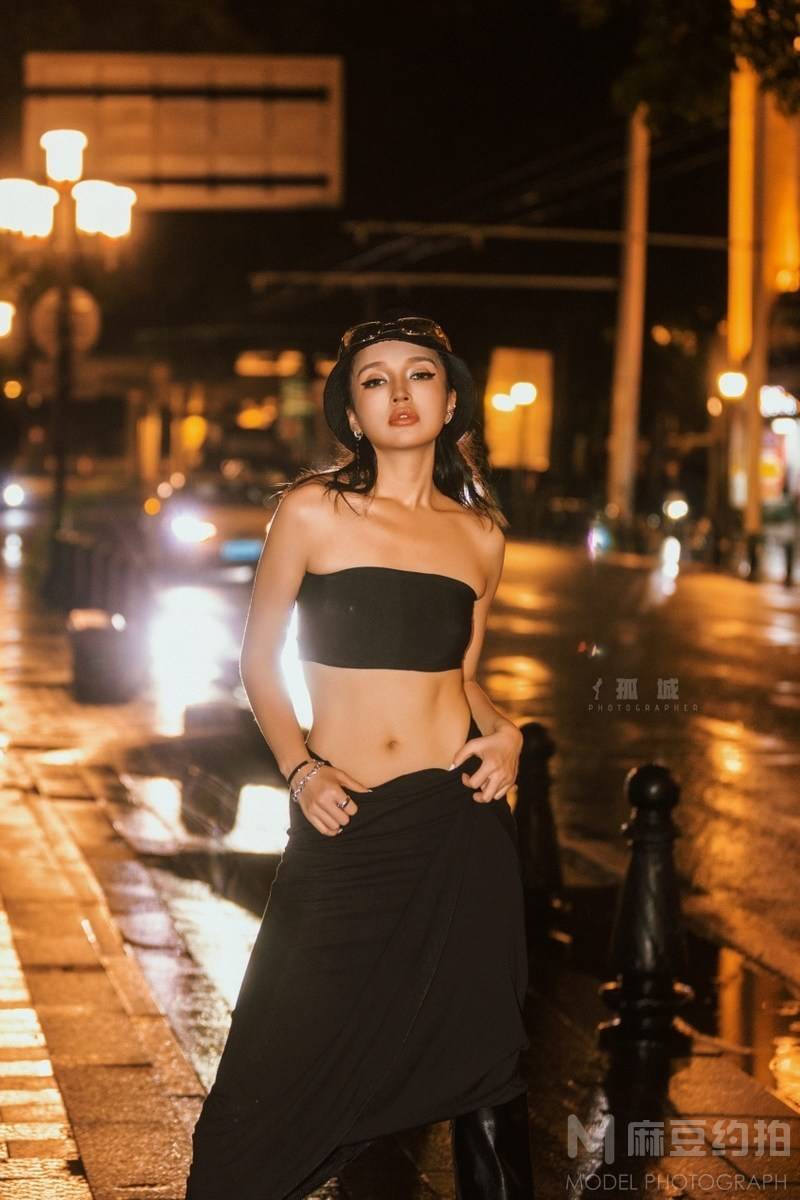 夜景模特