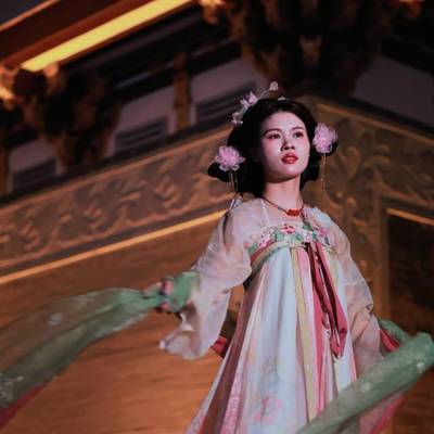汉服模特