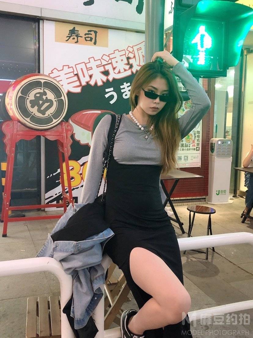 暗黑模特