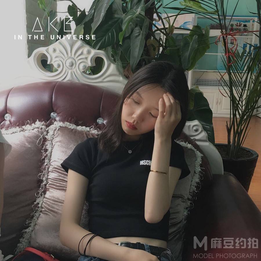 妆容模特