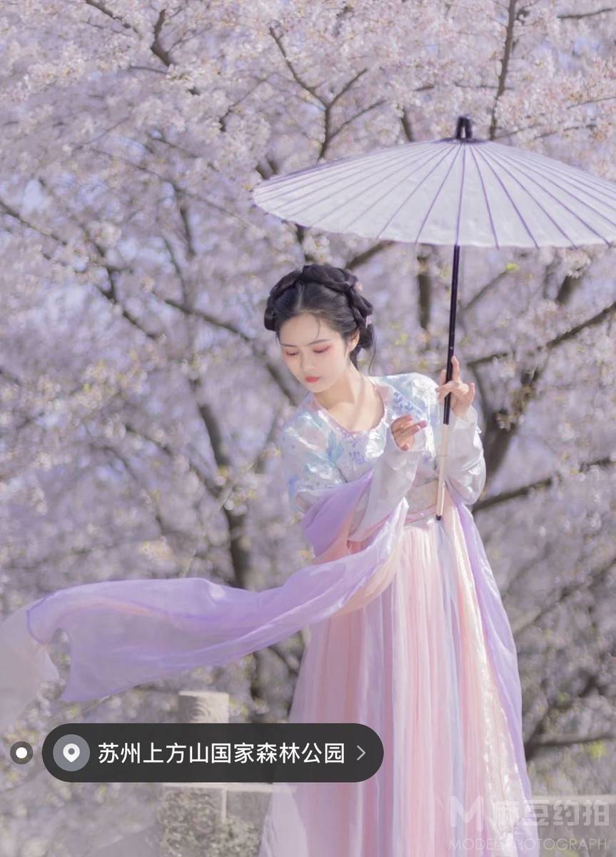 汉服模特