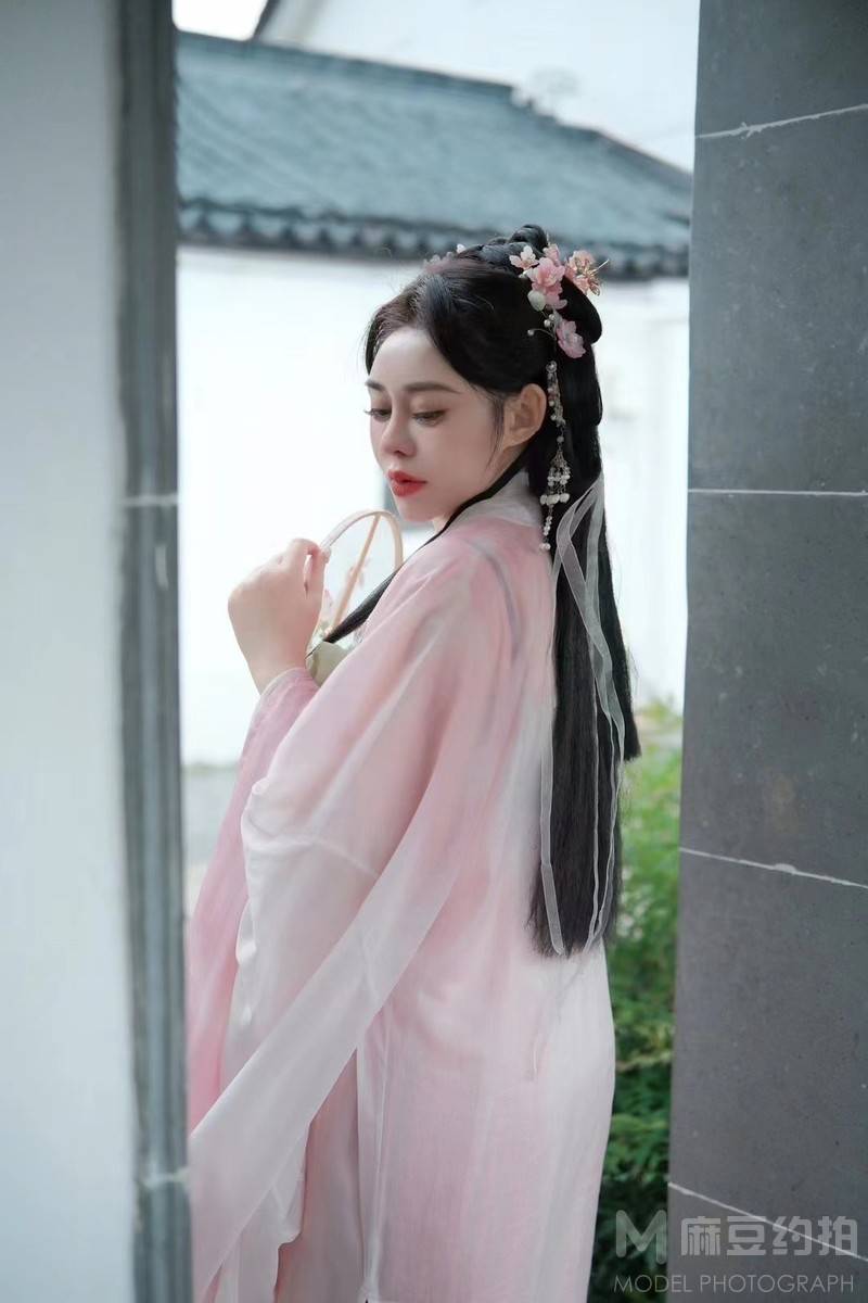 纪实模特