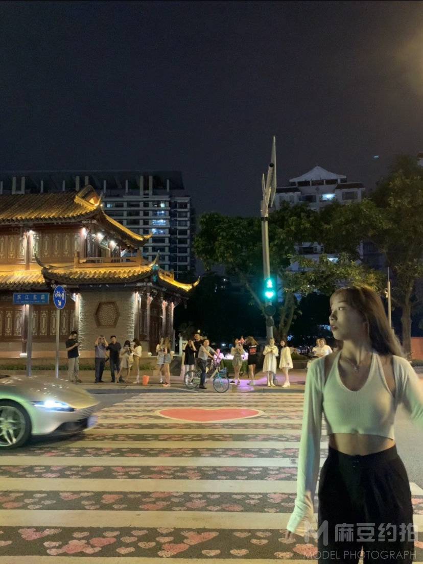 妆容模特