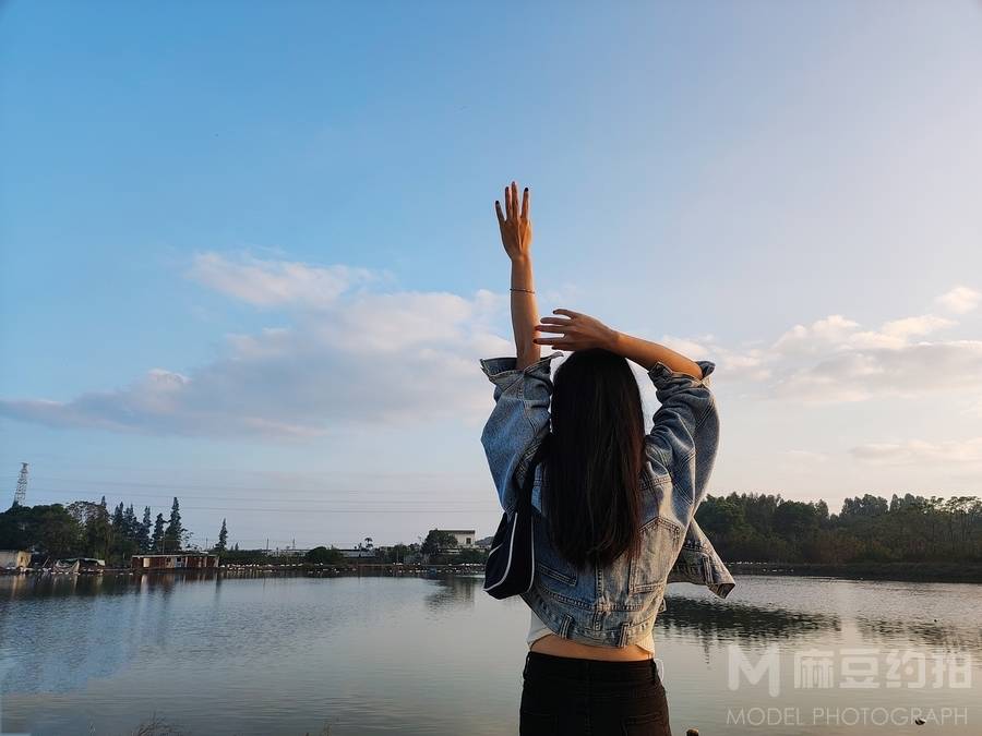 清新模特