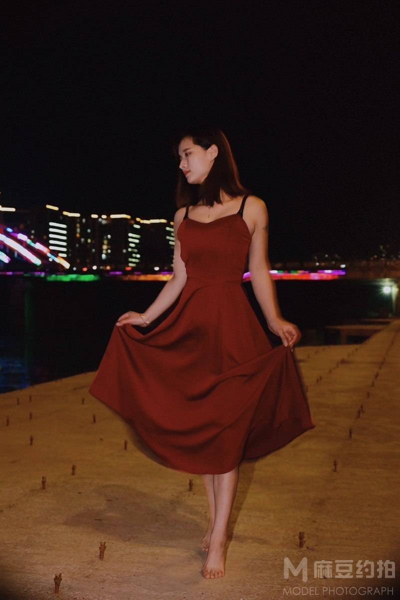 夜景模特