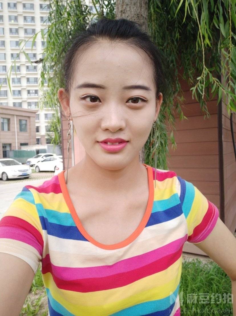 纪实模特